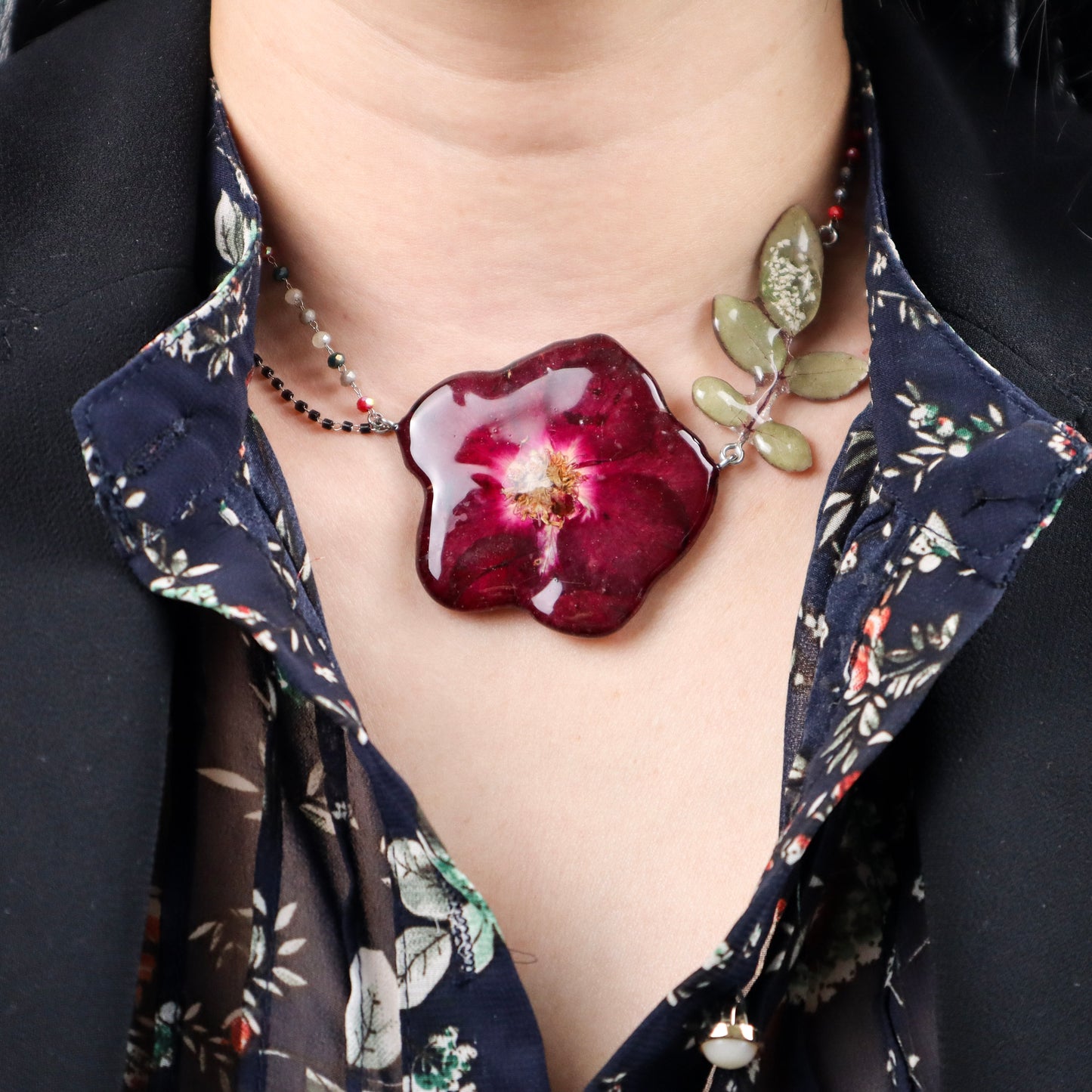Rose Choker