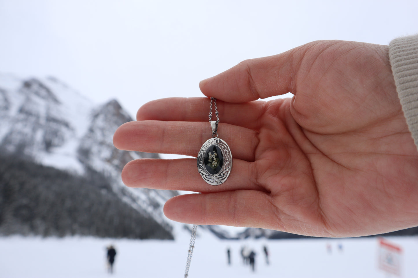 Locket Necklace(with your photo)