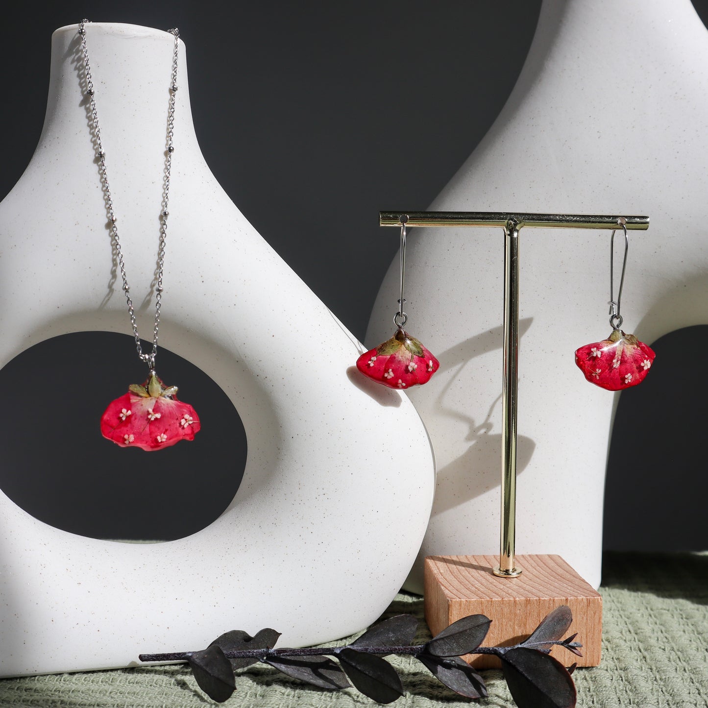 Rose Necklace