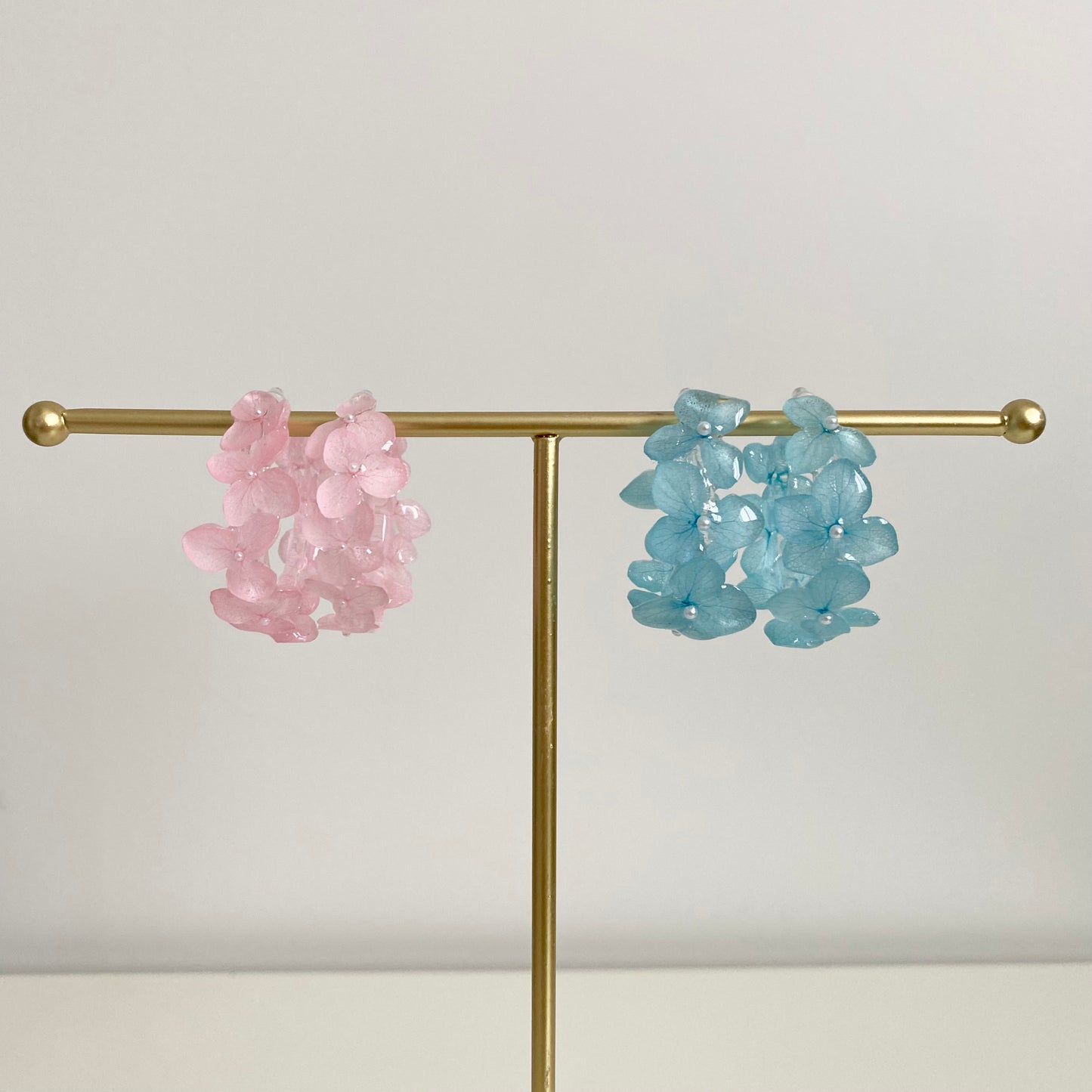 Blossom hoop earring(blue)