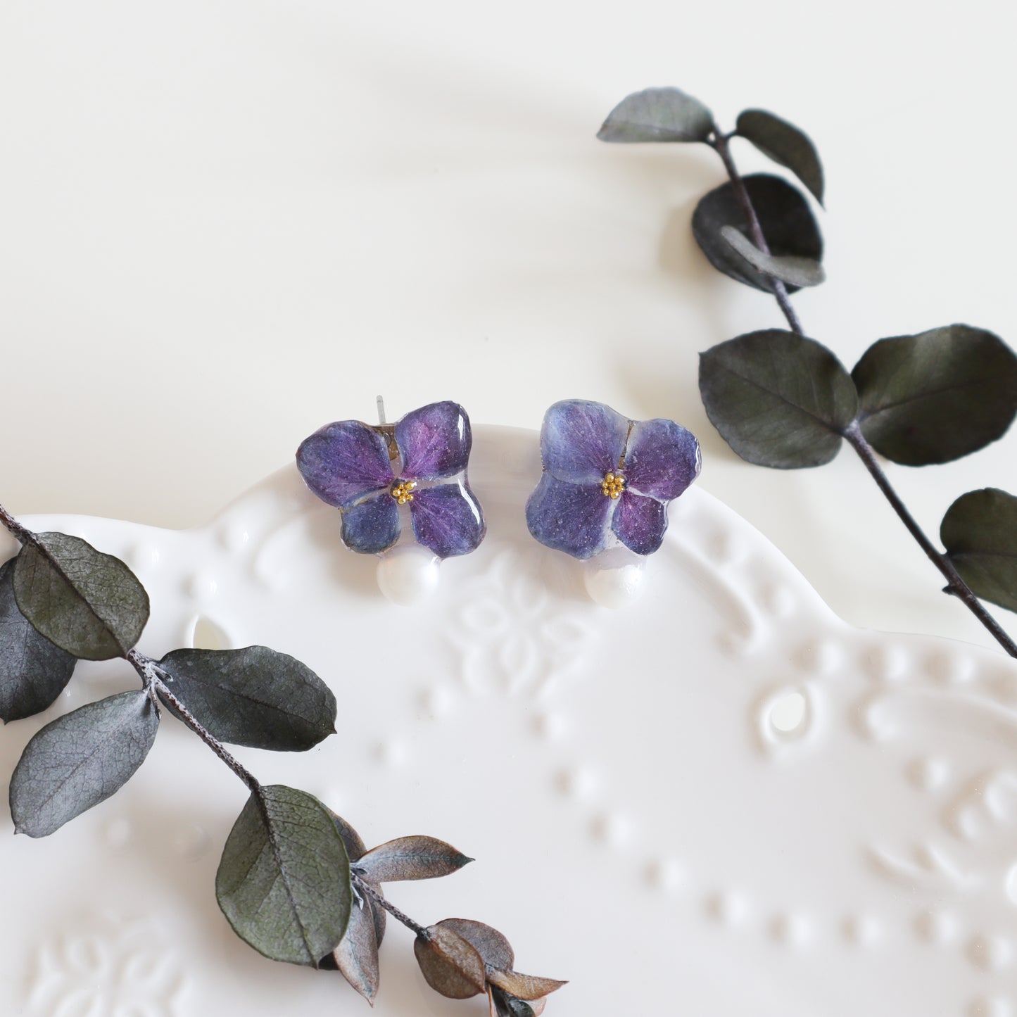 Purple Hydrangea 4 Petal pearl Earring