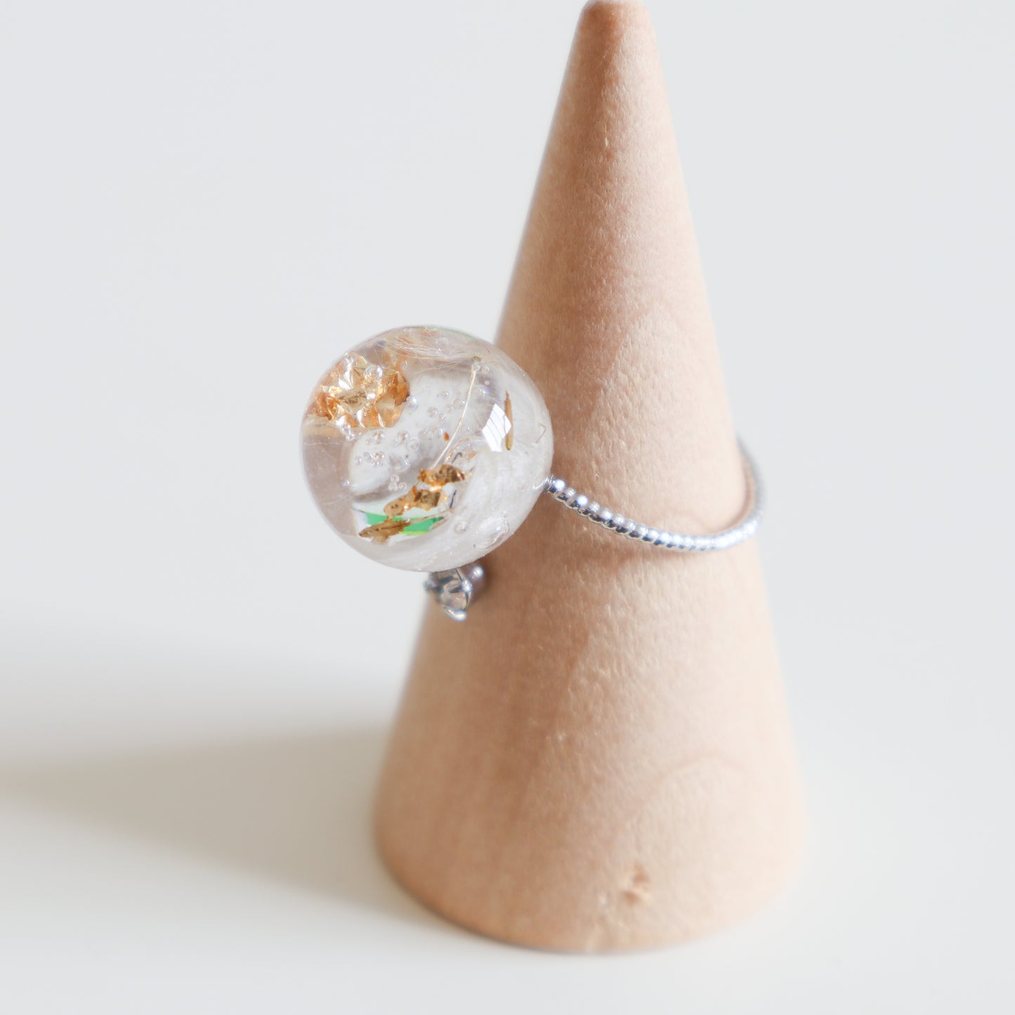 White 12mm Flower Ball Twist Ring