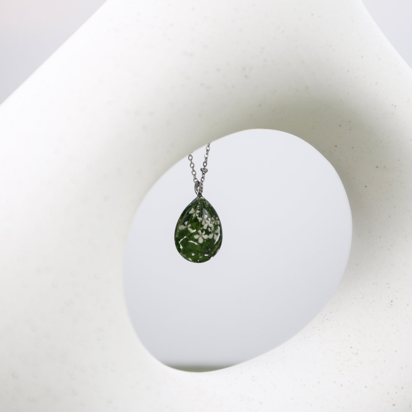 Green Waterdrop Pendant Necklace