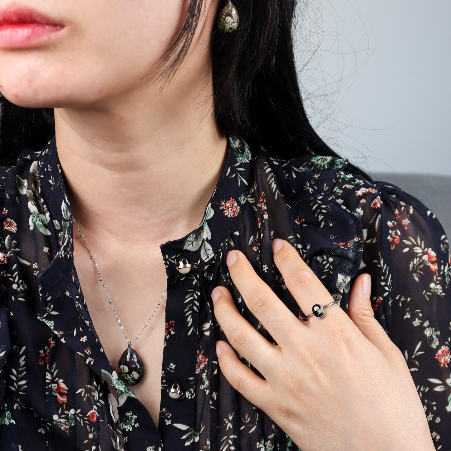 Night Garden Waterdrop Drop Earrings